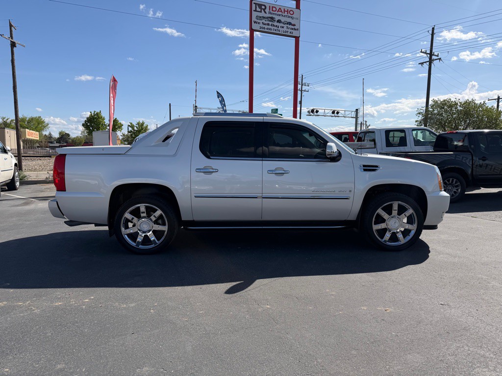 2008 Cadillac Escalade Image 6
