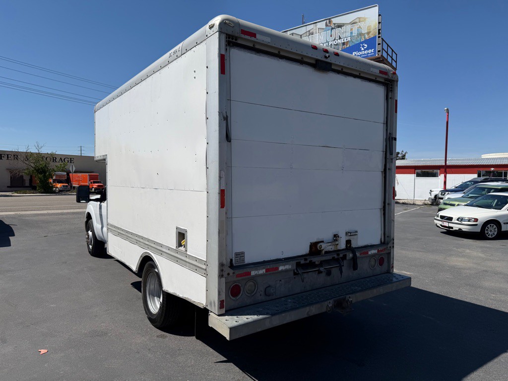 2016 Ford F-350 Image 4