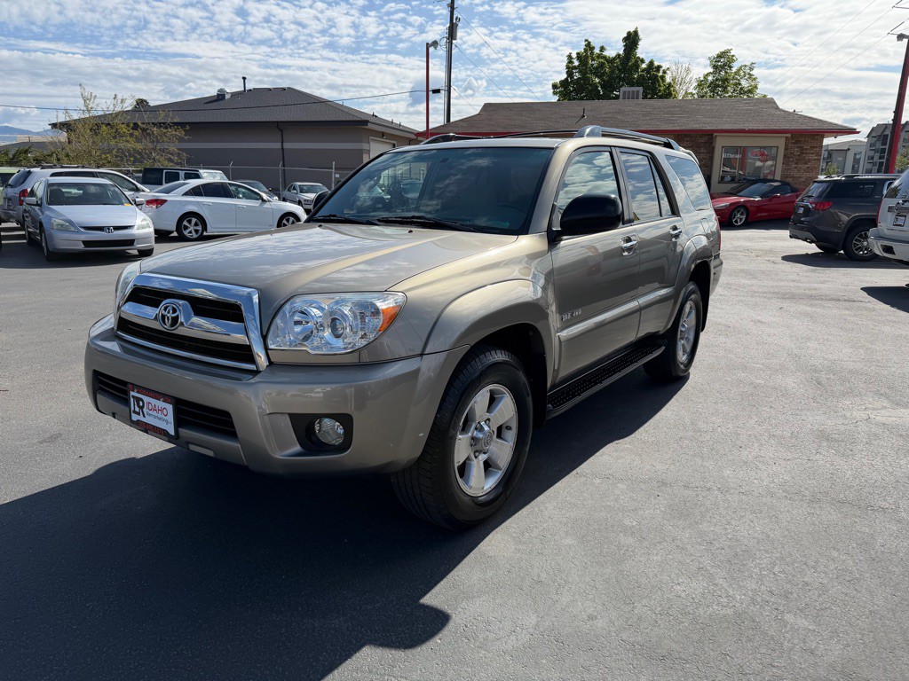2008 Toyota 4Runner Image 2