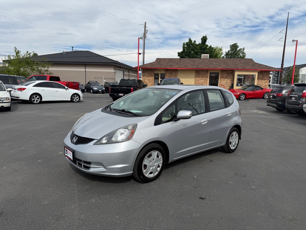 2013 Honda Fit Image 2