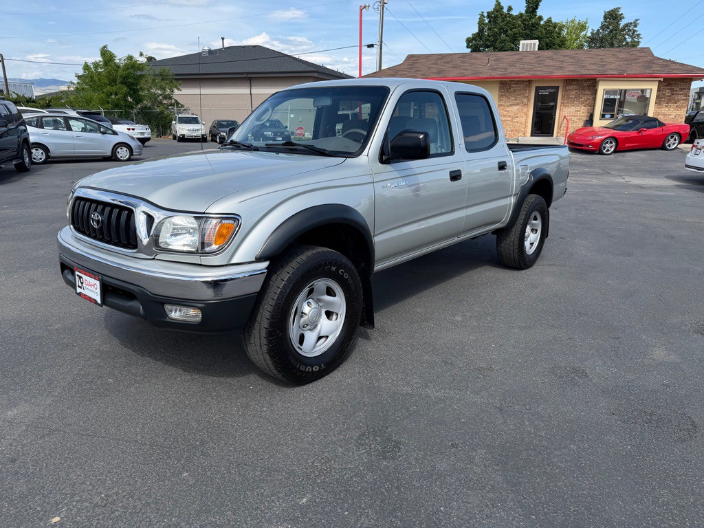2004 Toyota Tacoma Image 2