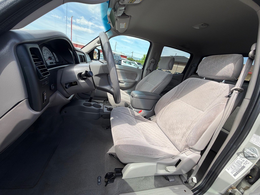 2004 Toyota Tacoma Image 10