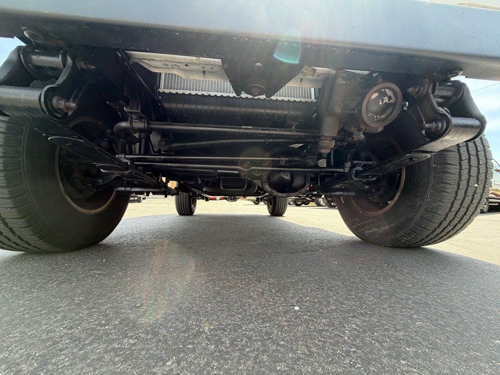 1995 Jeep Wrangler Image 11