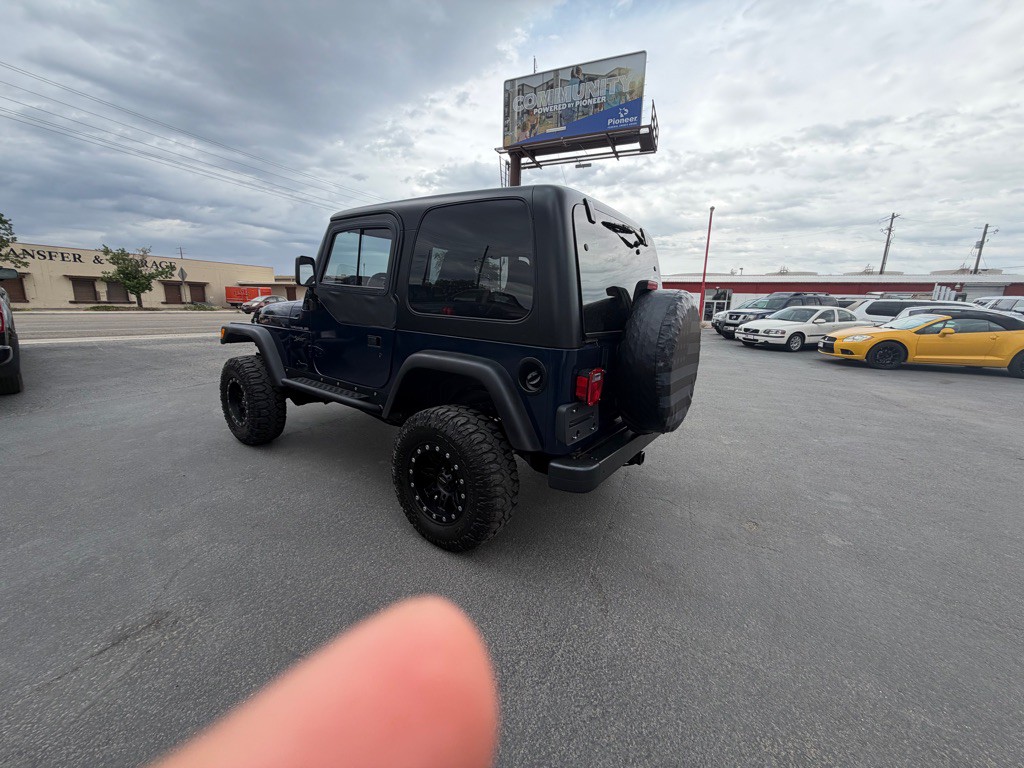 2002 Jeep Wrangler Image 4