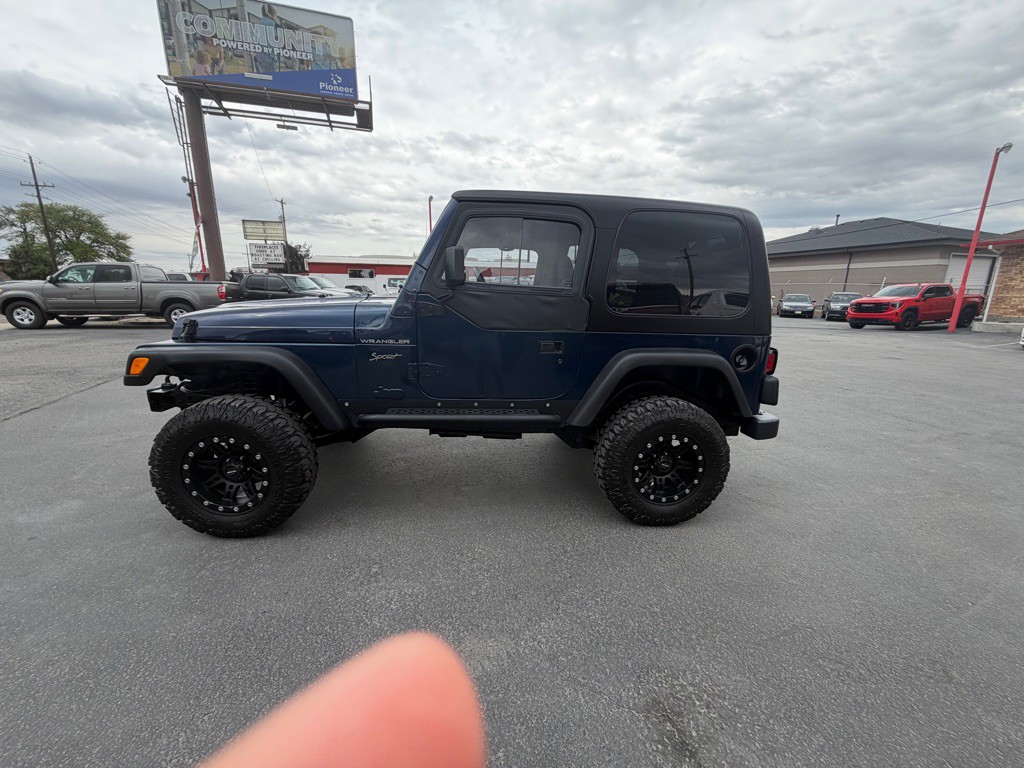 2002 Jeep Wrangler Image 5