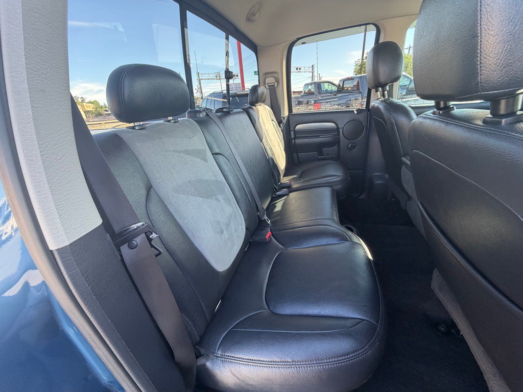 2004 Dodge Ram 2500 Image 8