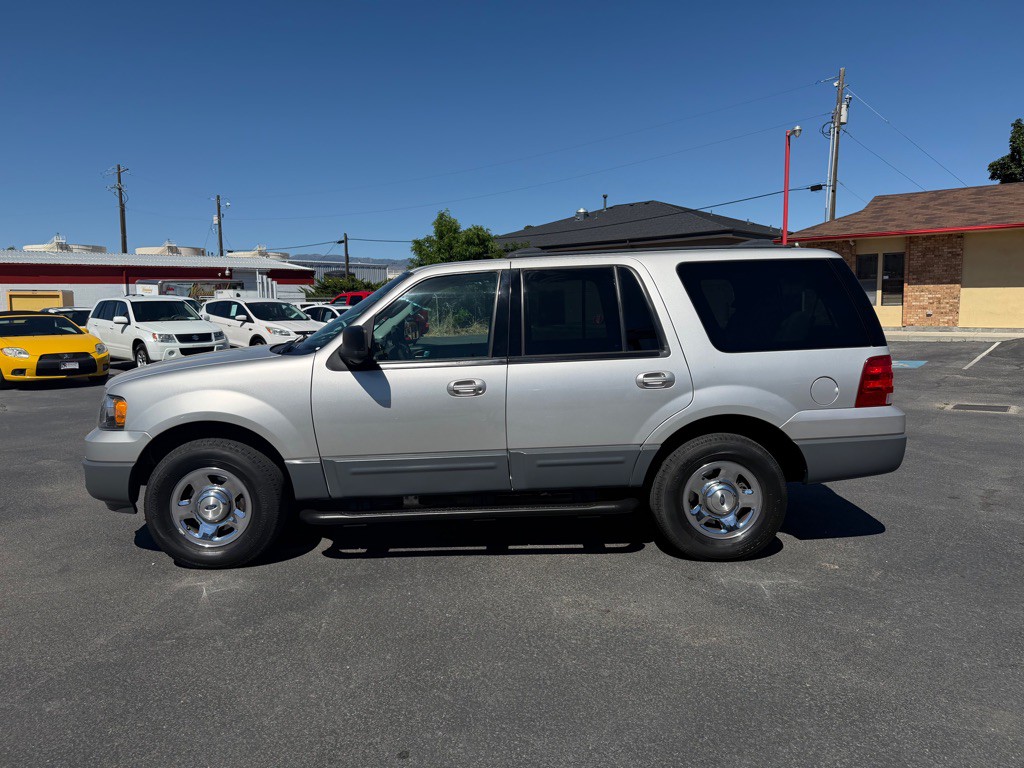 2003 Ford Expedition Image 3