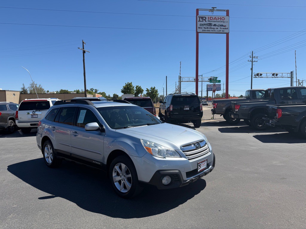 2013 Subaru Outback Image 1