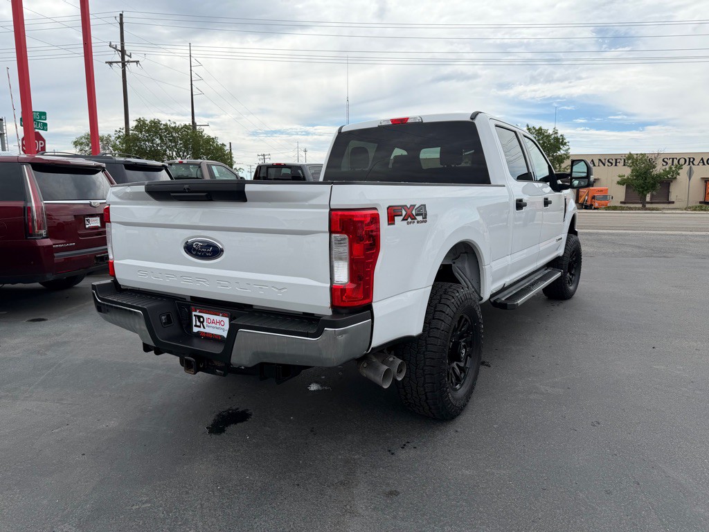 2017 Ford F-350 Image 5