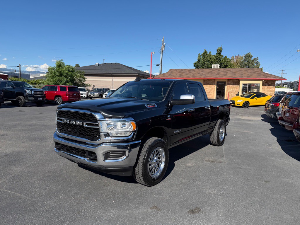 2020 RAM 3500 Image 2