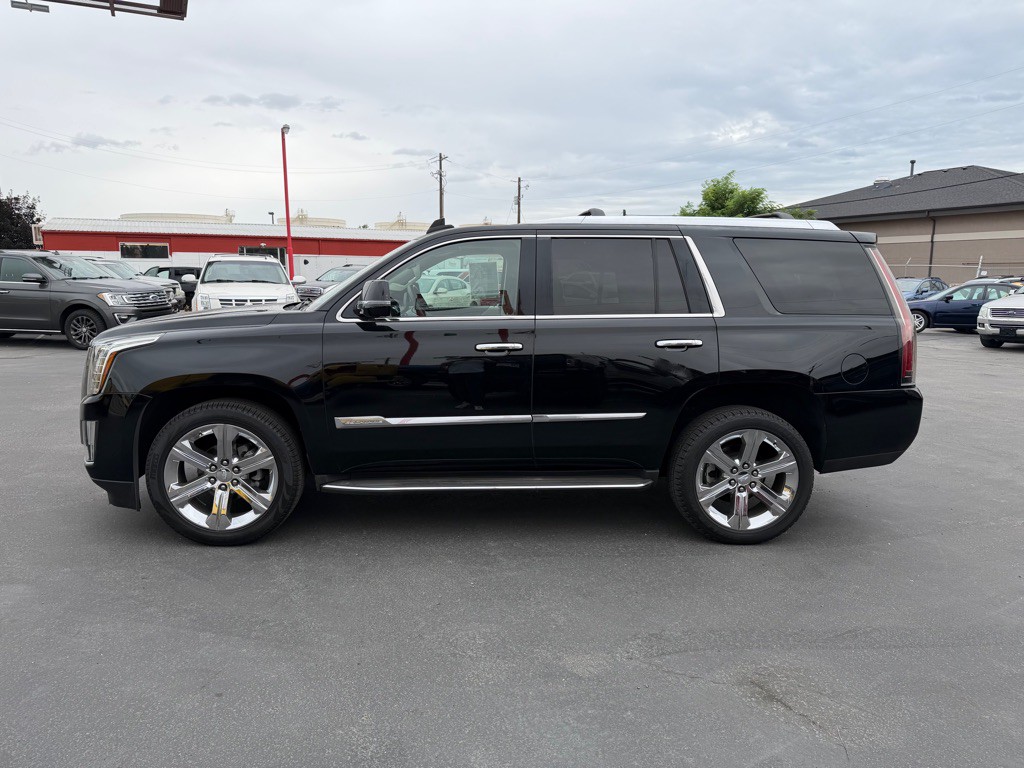 2015 Cadillac Escalade Image 3