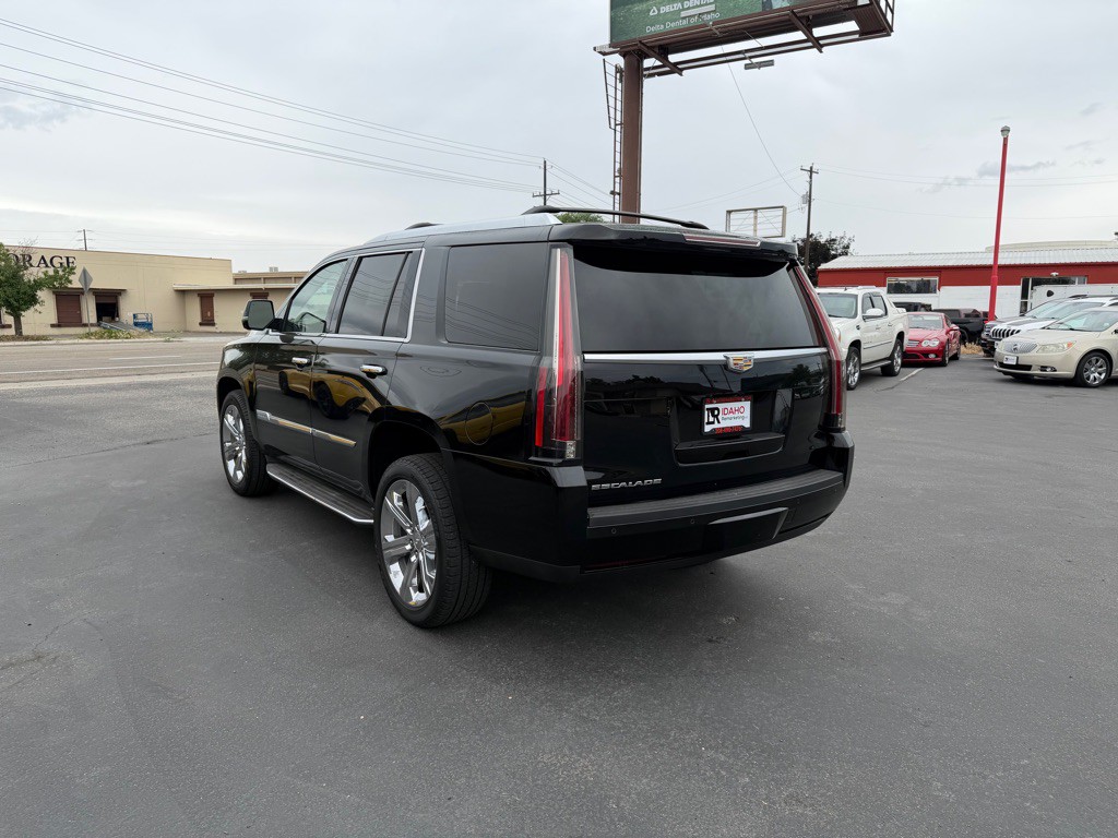 2015 Cadillac Escalade Image 4