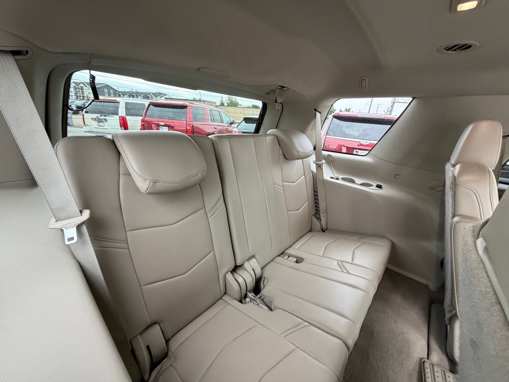 2015 Cadillac Escalade Image 7