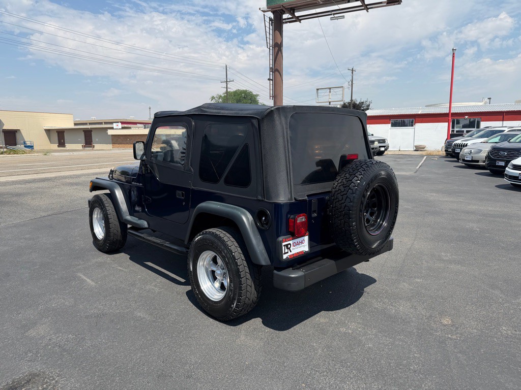 2000 Jeep Wrangler Image 4