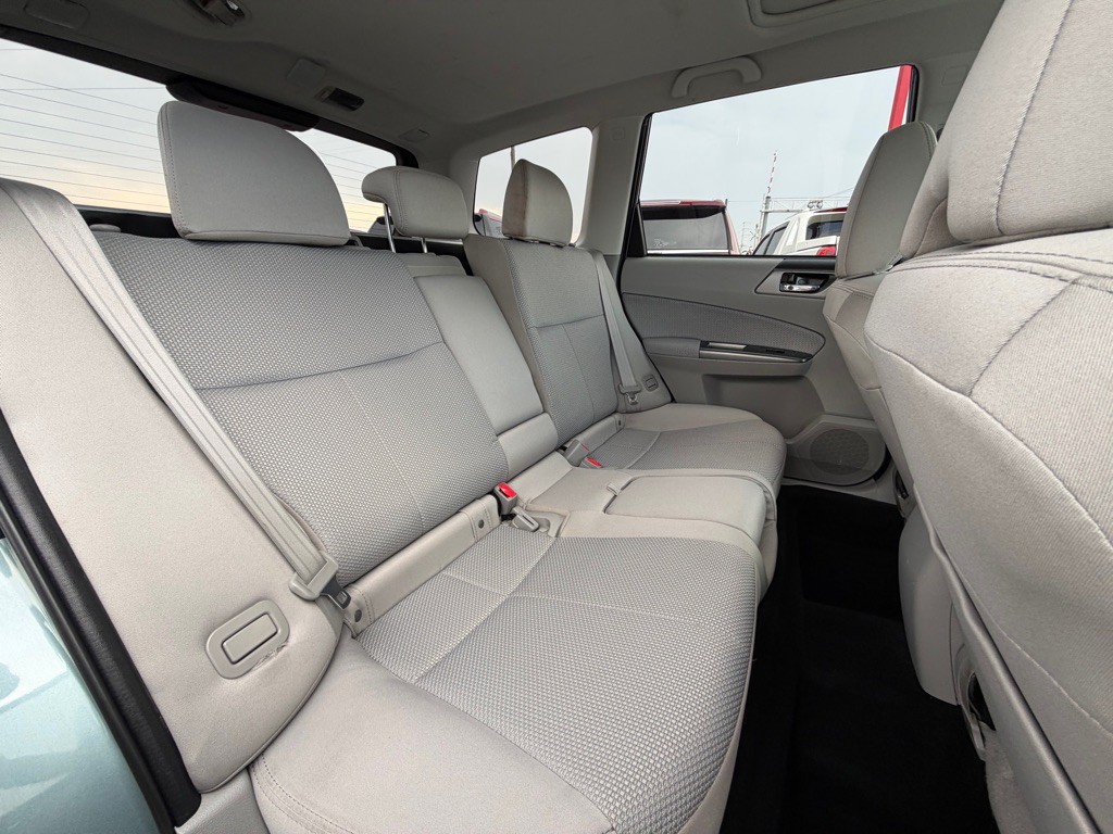 2011 Subaru Forester Image 7