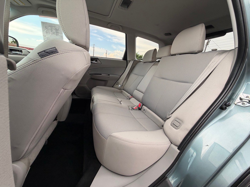 2011 Subaru Forester Image 9