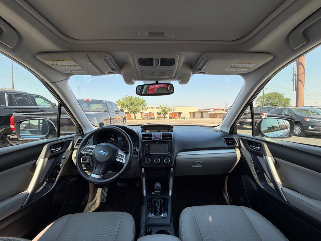 2015 Subaru Forester Image 11