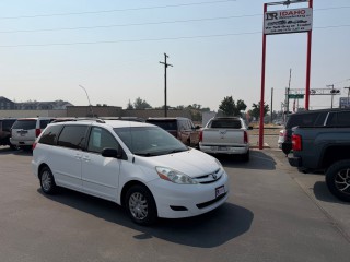 Image for 2008 Toyota Sienna CE ID: 7588081