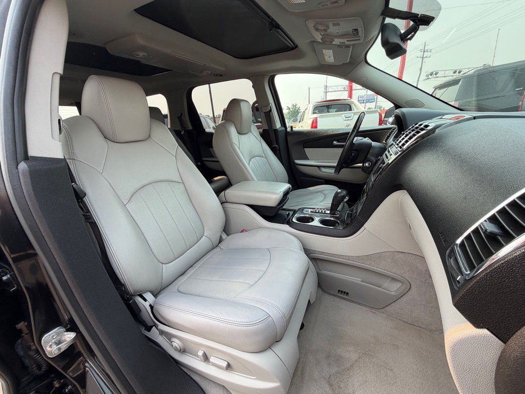 2011 GMC Acadia Image 9