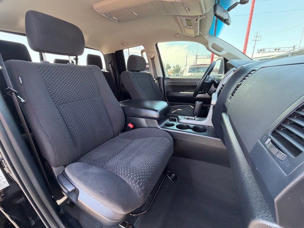 2013 Toyota Tundra Image 8