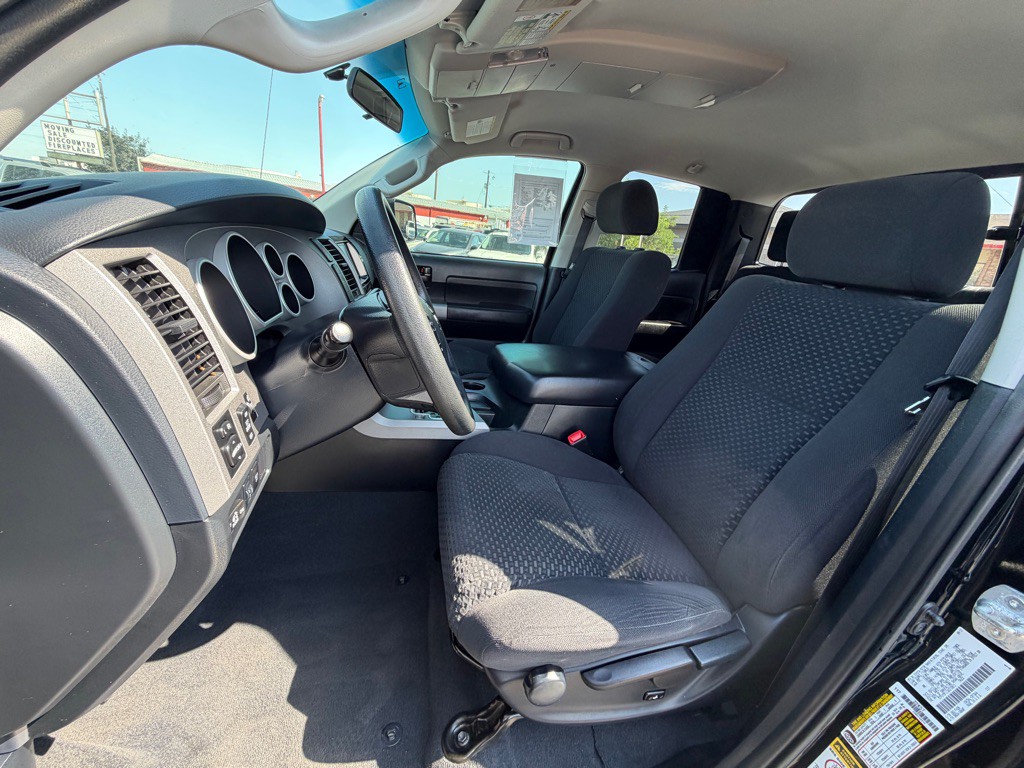 2013 Toyota Tundra Image 10
