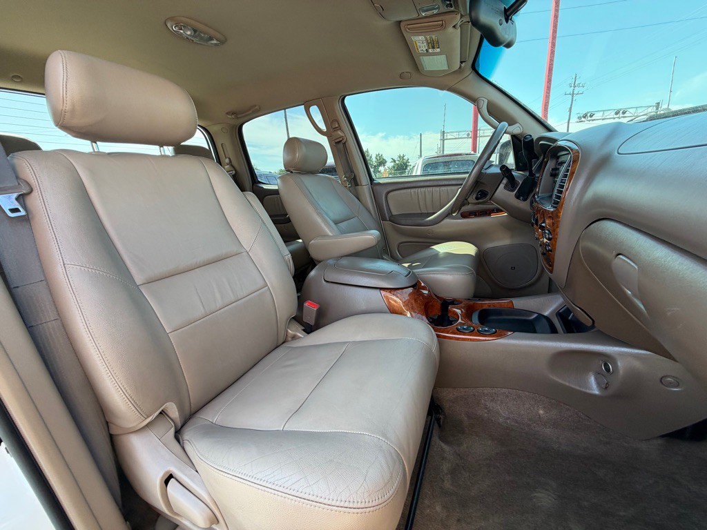 2004 Toyota Tundra Image 8