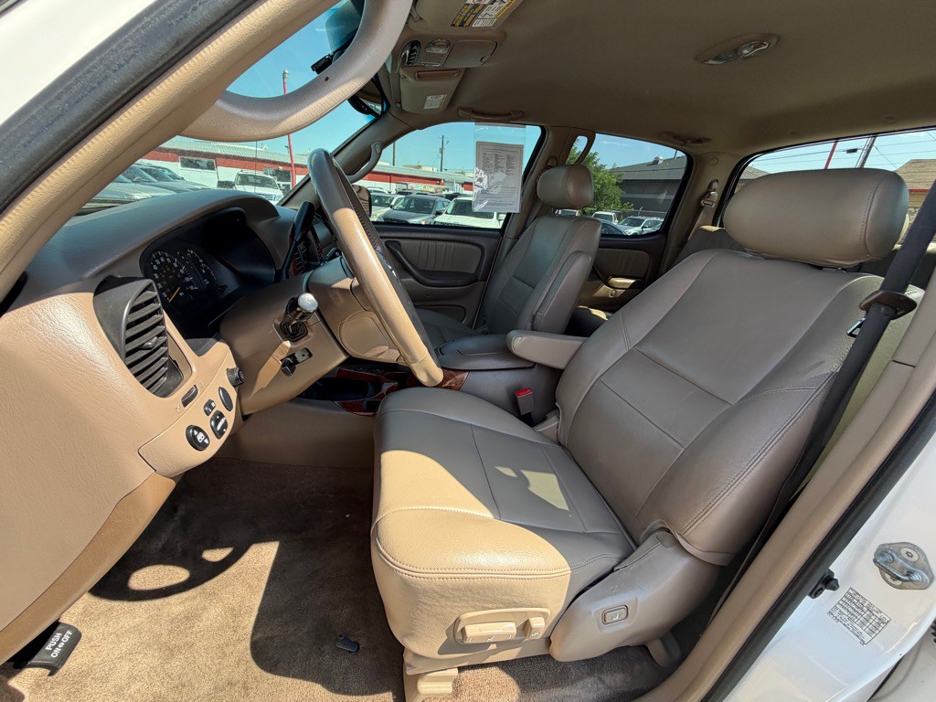 2004 Toyota Tundra Image 10