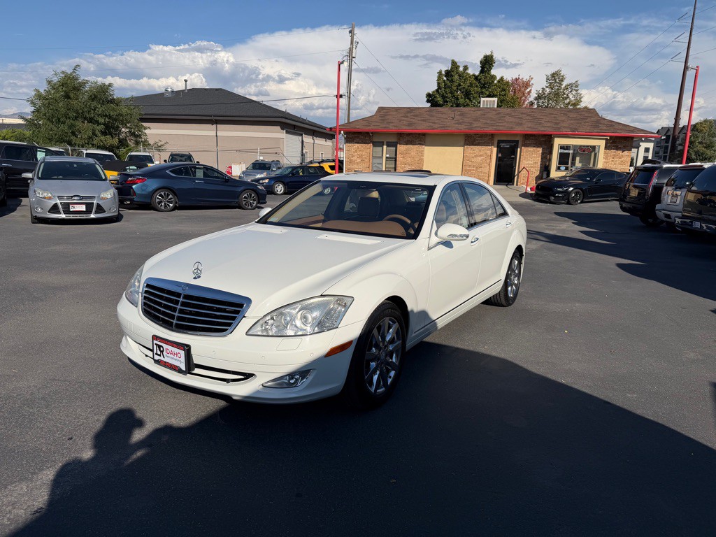 2008 Mercedes-Benz S-Class Image 2