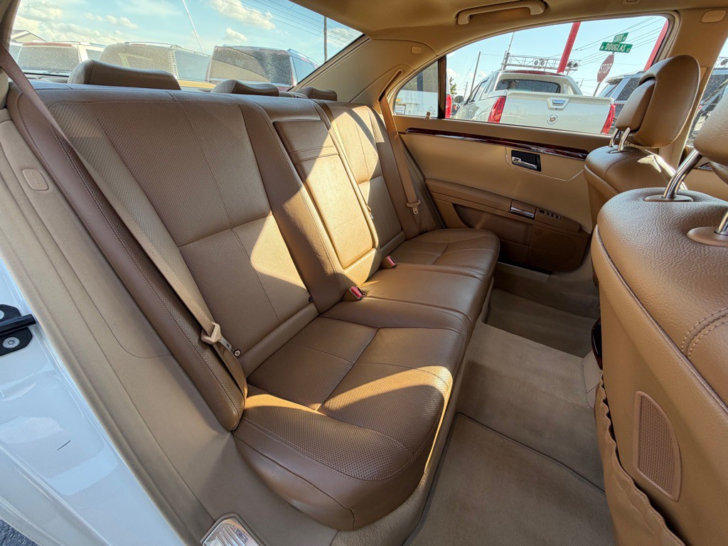 2008 Mercedes-Benz S-Class Image 8