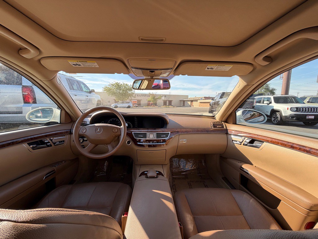 2008 Mercedes-Benz S-Class Image 12