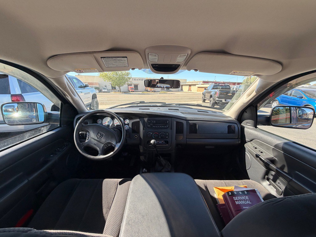 2003 Dodge Ram 3500 Image 10