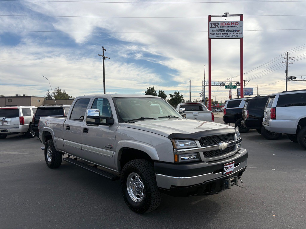 2004 Chevrolet Silverado 1500 Image 1