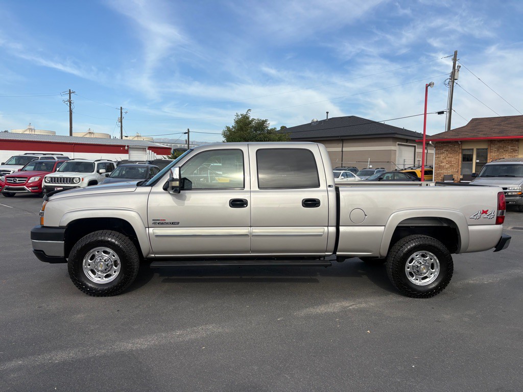 2004 Chevrolet Silverado 1500 Image 3