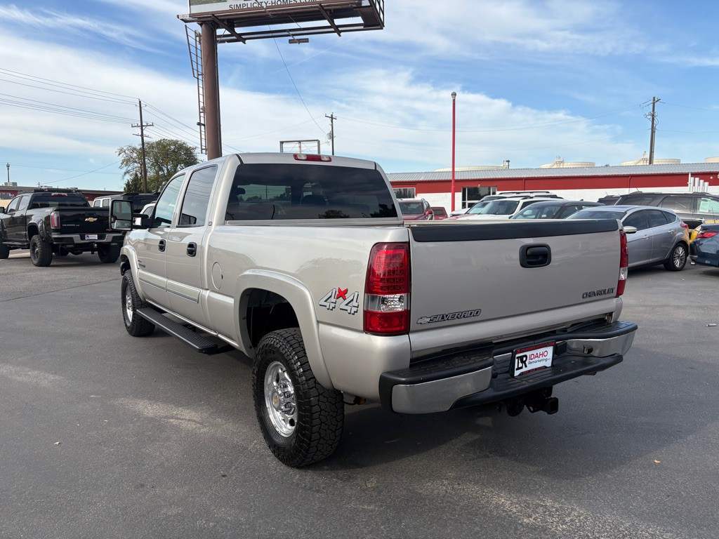 2004 Chevrolet Silverado 1500 Image 4