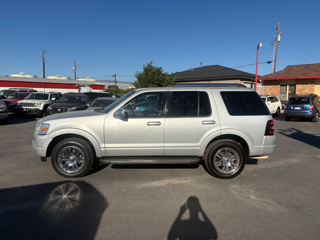 2010 Ford Explorer Image 3