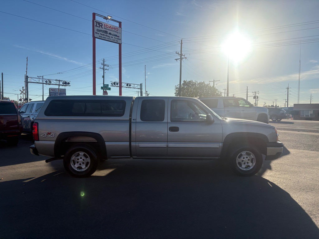 2003 Chevrolet Silverado 1500 Image 6