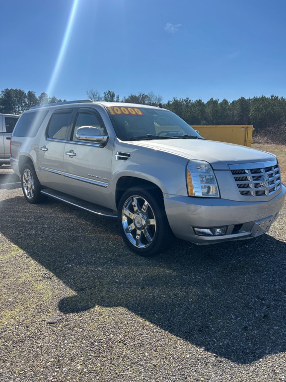 2011 Cadillac Escalade Image 3