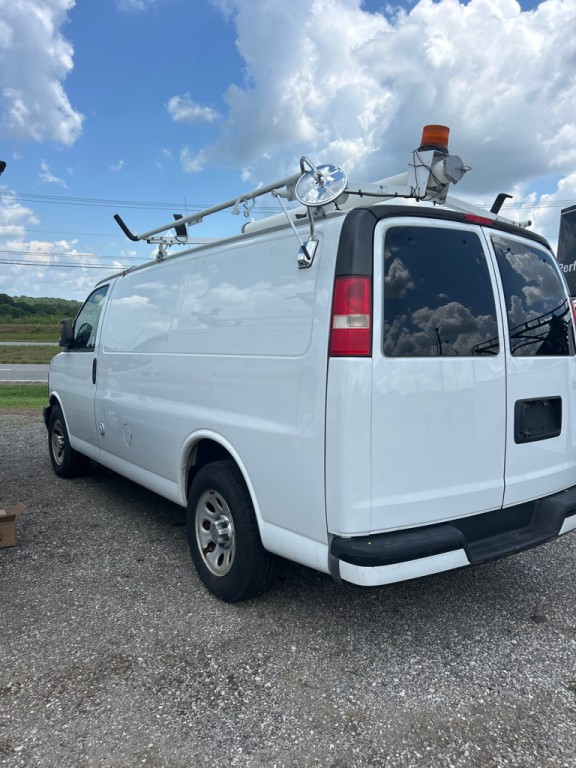 2013 Chevrolet Express Image 6