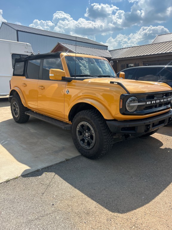 2021 Ford Bronco Image 3