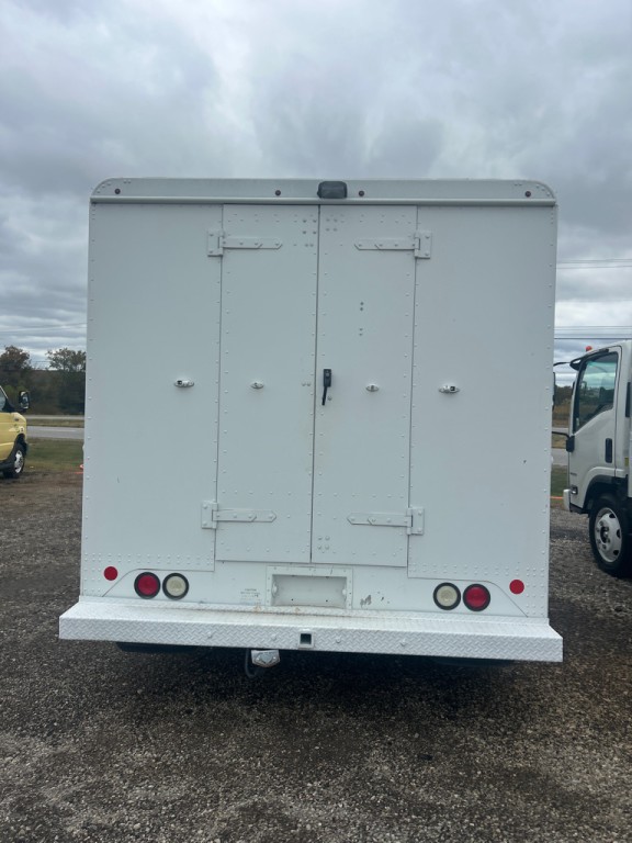 2014 Ford Econoline Image 5