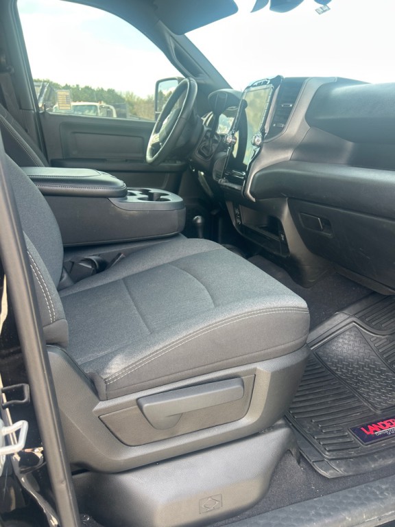 2024 RAM 3500 Image 5