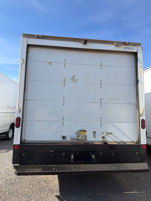 2022 Chevrolet Express Image 6