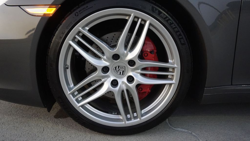 2013 Porsche 911 Image 35