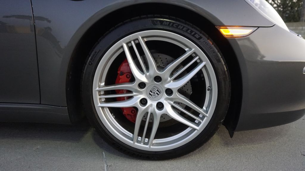 2013 Porsche 911 Image 36
