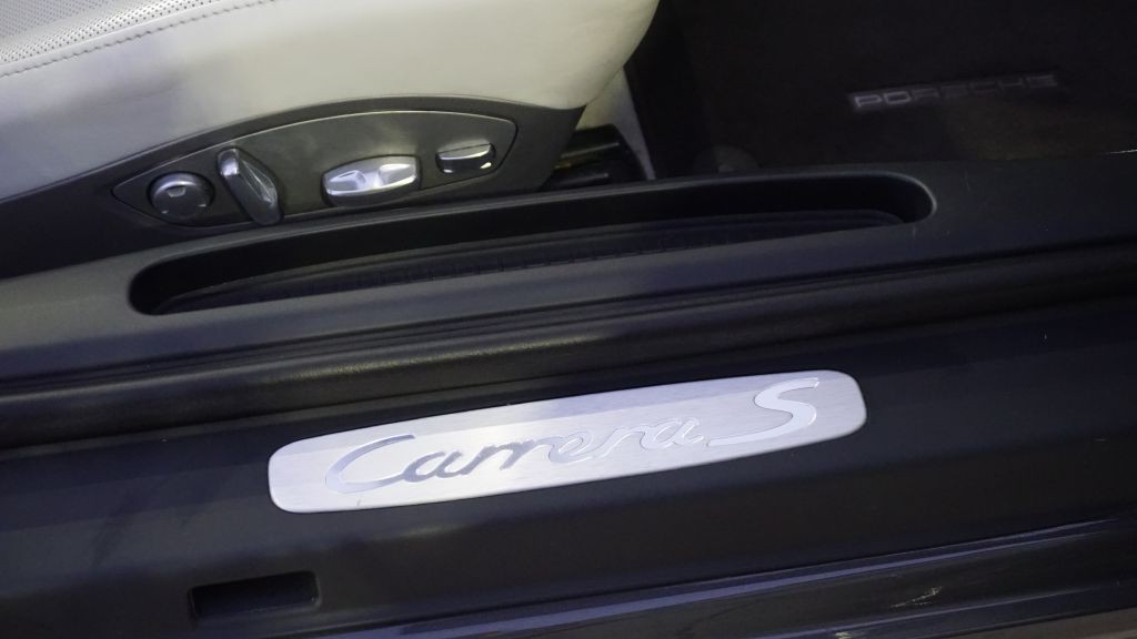 2013 Porsche 911 Image 61