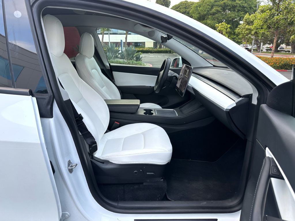 2021 Tesla Model Y Image 8