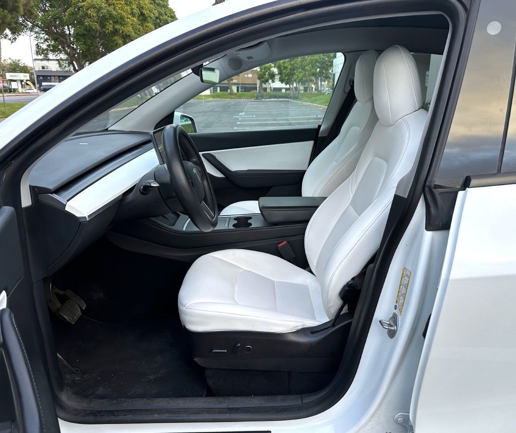 2021 Tesla Model Y Image 11