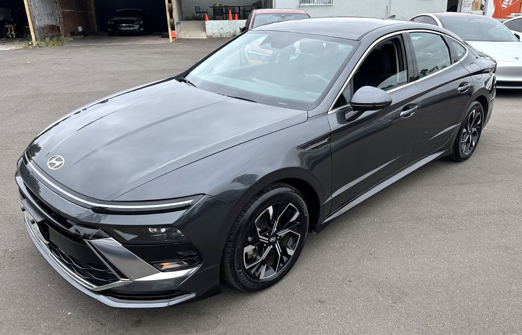 2024 Hyundai Sonata Image 3