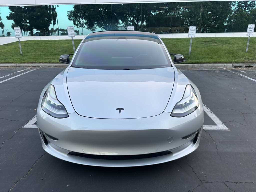 2018 Tesla Model 3 Image 1