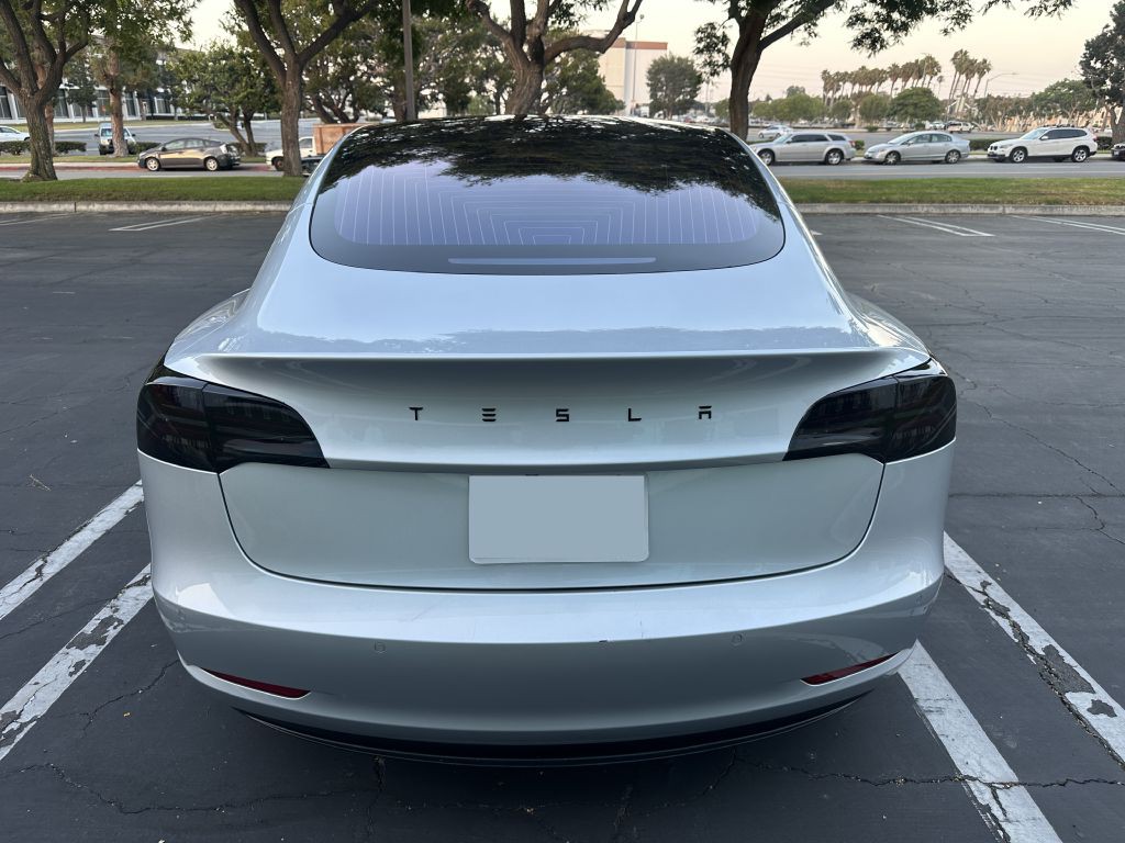 2018 Tesla Model 3 Image 4